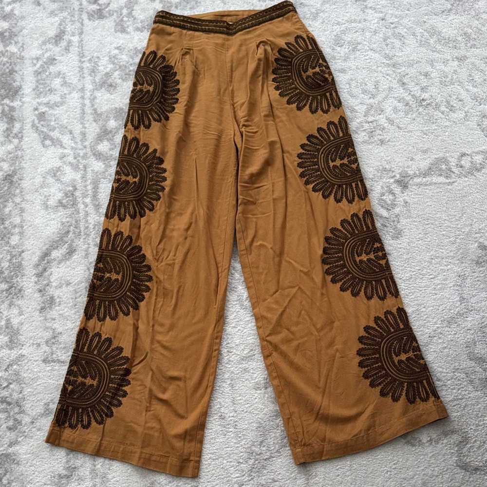 Anthropologie Ollari Brown Wide-Leg Linen Pants with Black Sunburst Design